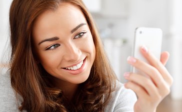 V dubnu se zvýšil zájem o cestování, rostly také oddechové kategorie